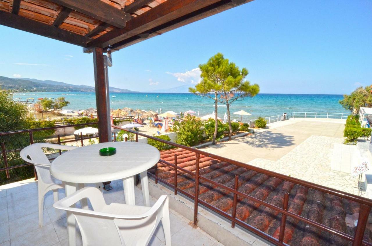 Oasis Beachfront Studios & Apartments, By Zantewize Alikanás Eksteriør bilde